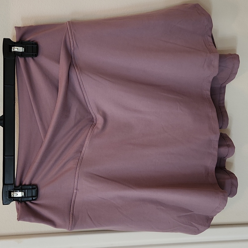 Skort, size Large, Mauve color